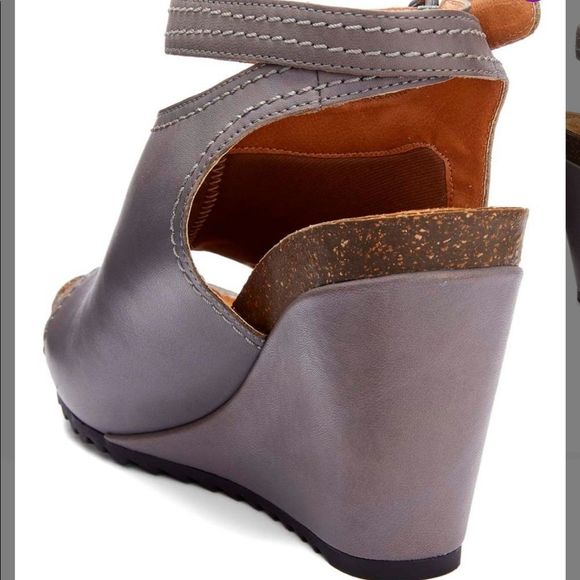 Mark Jenkins Crystal Leather Wedges Sz 39/8.5 - Picture 12 of 12